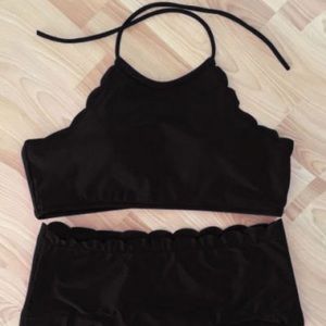 Black bikini set